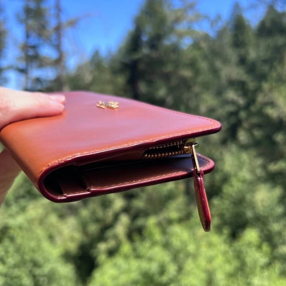 COACH Brown Smooth Leather Bifold Wallet with Gold Hardware AUTHENTIC